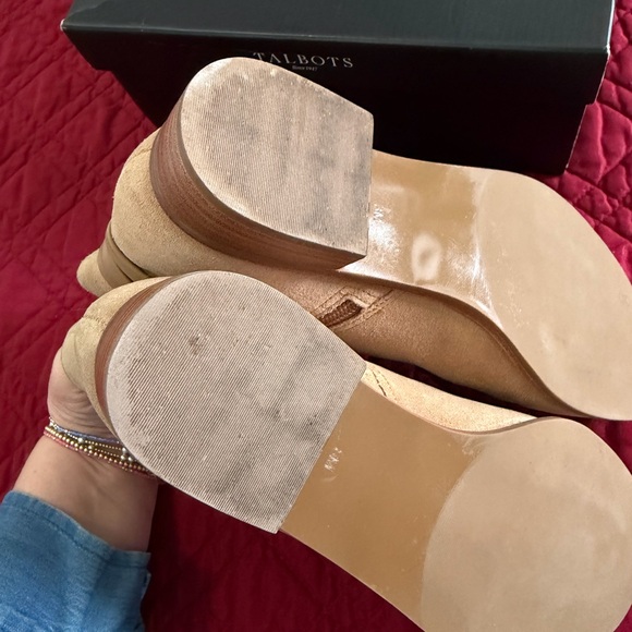 TALBOTS TISH WRAP TIE SUEDE ANKLE BOOTS SIZE 8 - Picture 7 of 14